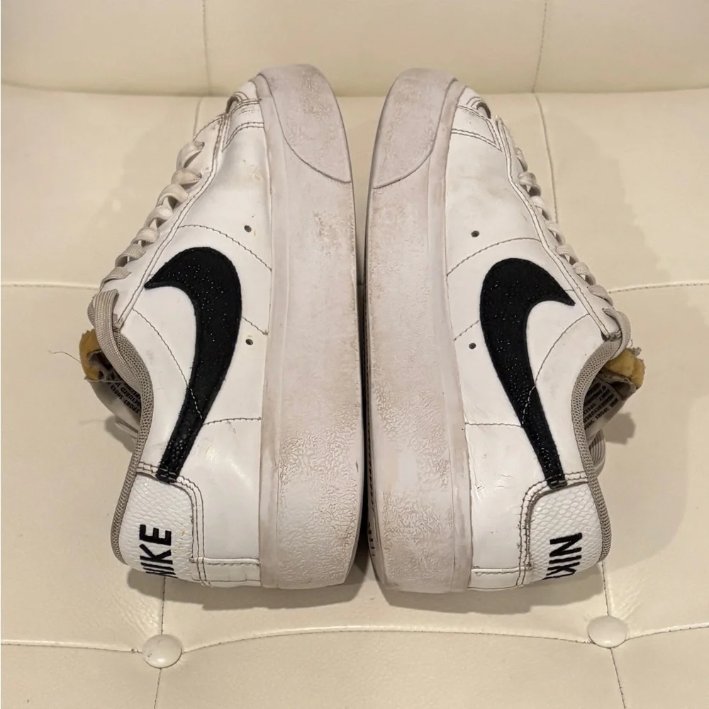 Nike these iconic
